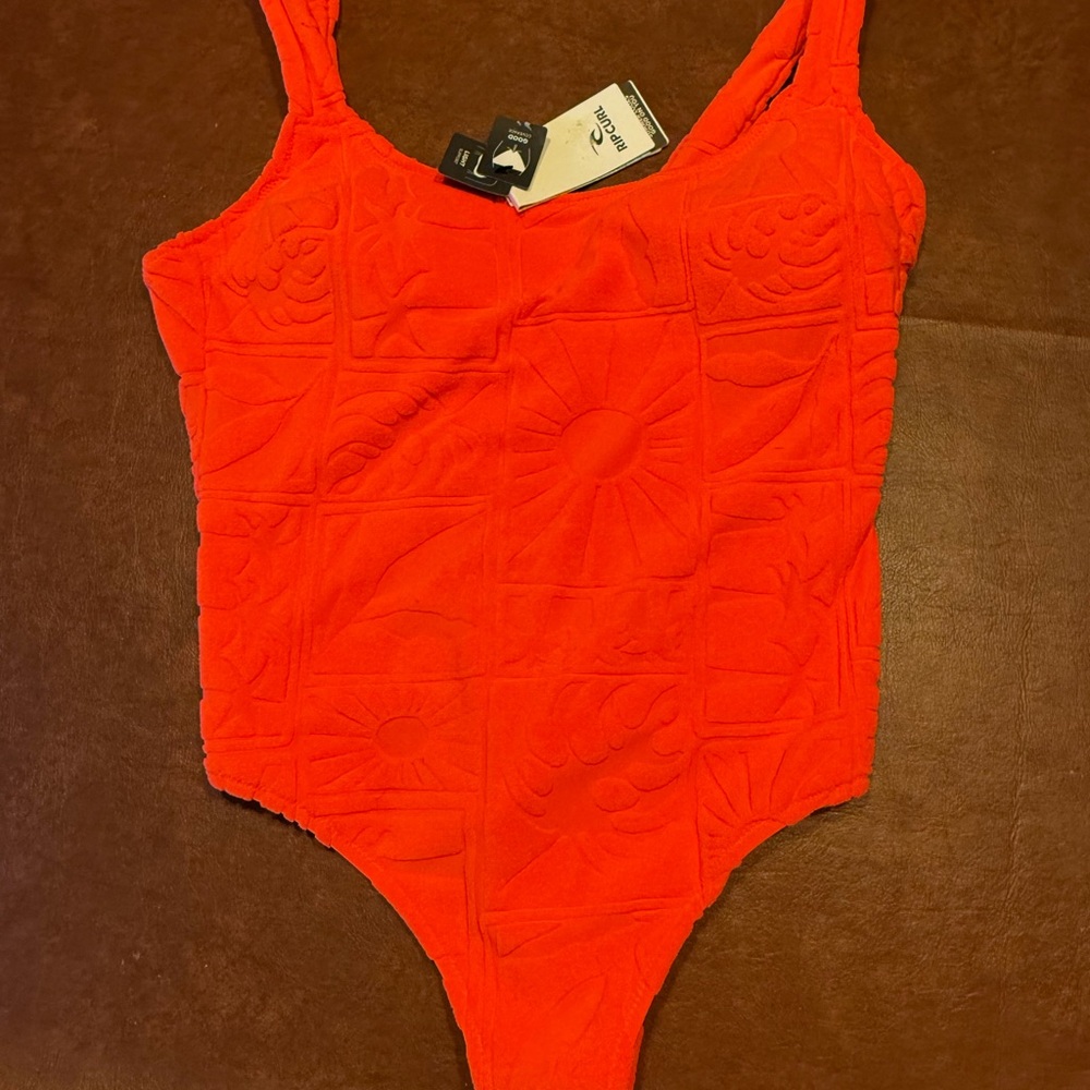 NWT Rip Curl Misses One-Piece Swimsuit, Size Large